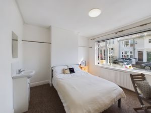 bedroom 1 - click for photo gallery